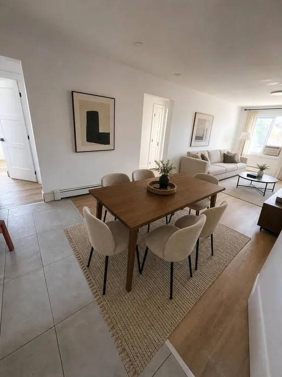 Salle à manger et salon d'un logement à Québec